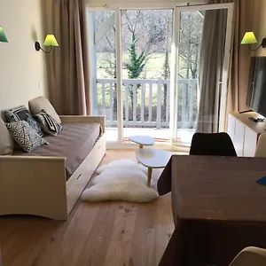  Appartement T2 Idéalement Situé Au Coeur De Saintlary